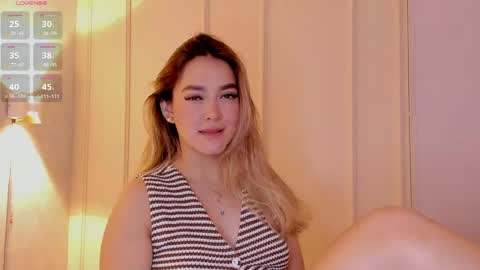 Mia White  online show from 04/27/26, 01:42