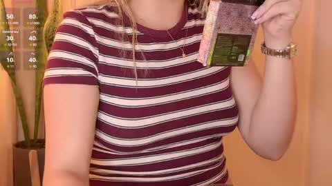 Mia White  online show from 05/29/26, 01:31