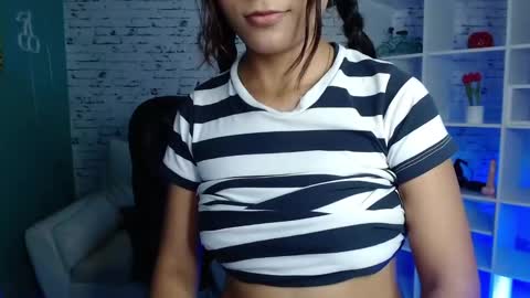 Mia online show from 02/13/25, 06:59