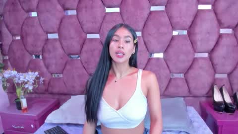 Snapshot of miaa_davis_ chatting on 02/17/26, 02:41 miaa_davis_ online show from 02/17/26, 02:41