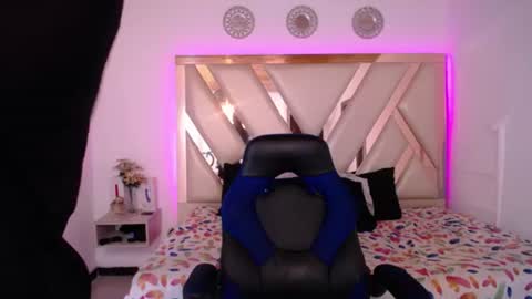 Snapshot of miaa_ferrari1 chatting on 06/10/26, 12:04 MIA online show from 06/10/26, 12:04