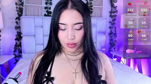 Snapshot of miaa_gh1 chatting on 12/05/25, 11:41 Mia online show from 12/05/25, 11:41