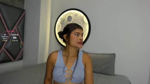 Mia online show from 09/18/25, 11:45