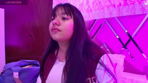 miaa_smiith1 online show from 01/23/25, 12:19