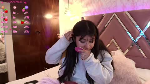 miaa_smiith1 online show from 01/31/25, 12:07