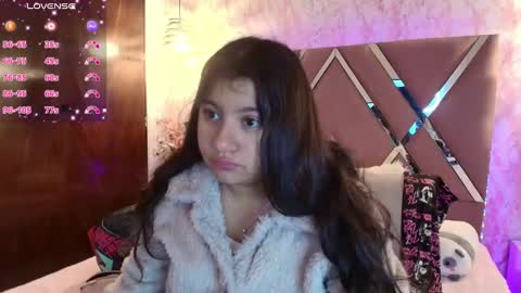 miaa_smiith1 online show from 02/12/25, 12:22