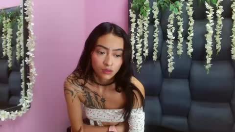 Miaa online show from 03/05/25, 01:42