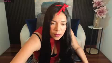 Mia online show from 09/08/25, 07:24
