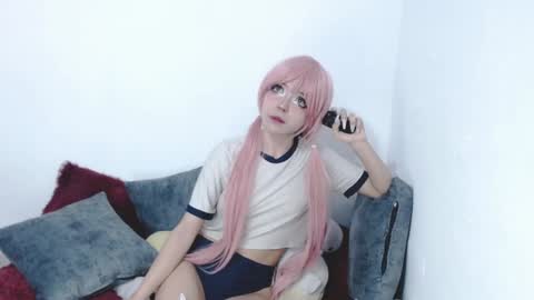 Mia online show from 02/07/25, 01:47