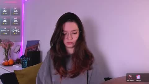 Snapshot of miabellee_ chatting on 01/06/26, 11:03 mia online show from 01/06/26, 11:03