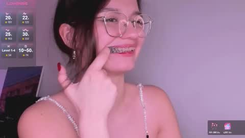 Snapshot of miabellee_ chatting on 01/18/26, 10:35 mia online show from 01/18/26, 10:35