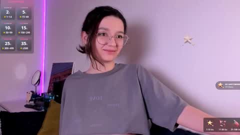 Snapshot of miabellee_ chatting on 02/08/26, 02:59 mia online show from 02/08/26, 02:59