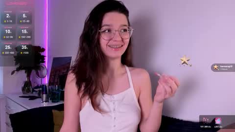 Snapshot of miabellee_ chatting on 02/15/26, 05:48 mia online show from 02/15/26, 05:48