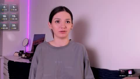 Snapshot of miabellee_ chatting on 03/27/26, 01:22 mia online show from 03/27/26, 01:22