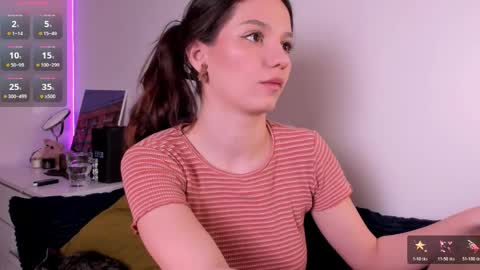 Snapshot of miabellee_ chatting on 04/12/26, 12:59 mia online show from 04/12/26, 12:59