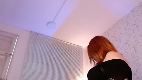 Snapshot of miabunny__1 chatting on 05/03/26, 01:39 miabunny online show from 05/03/26, 01:39