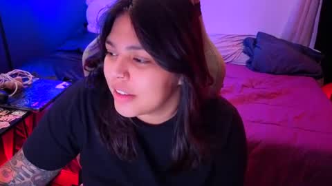 Mia online show from 06/13/26, 02:09
