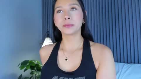 mia online show from 06/11/26, 02:53