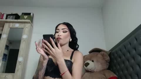 miacoluchi69 online show from 09/13/25, 08:36