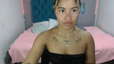 Snapshot of miacumgirl chatting on 06/03/26, 02:33 miacumgirl online show from 06/03/26, 02:33