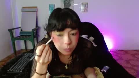 Snapshot of miadavisxx chatting on 03/17/26, 08:01 Mia david online show from 03/17/26, 08:01
