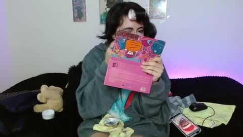 Snapshot of miadavisxx chatting on 04/19/26, 08:22 Mia david online show from 04/19/26, 08:22