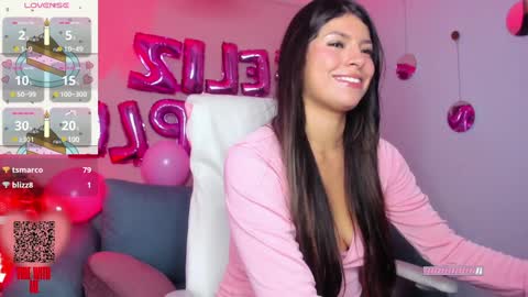 Snapshot of miadlucca chatting on 02/07/25, 02:08 Mia online show from 02/07/25, 02:08