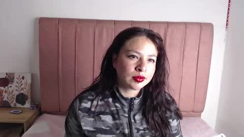 miadoll303av online show from 10/19/25, 11:38