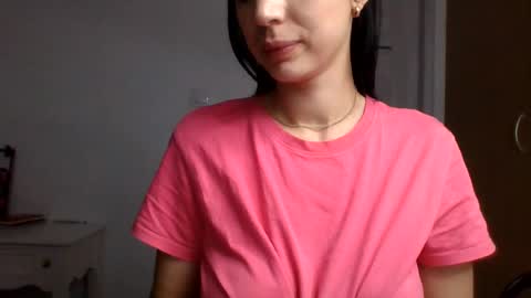 Mia online show from 07/14/26, 09:53