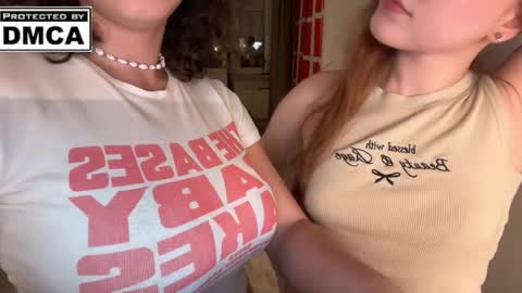 Mia online show from 05/13/26, 10:27