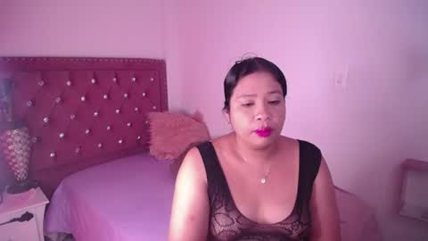 mia online show from 06/10/26, 03:07