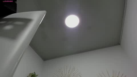 Miah Collins online show from 01/31/25, 08:32