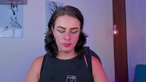 Snapshot of miah_connor chatting on 10/27/25, 07:40 Mia Connor online show from 10/27/25, 07:40