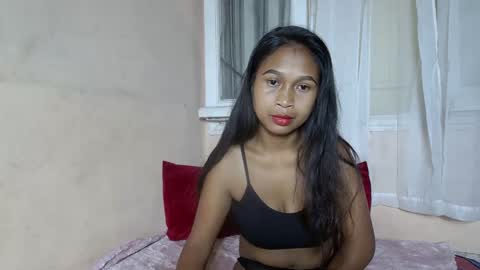 miah_land online show from 02/17/25, 05:25