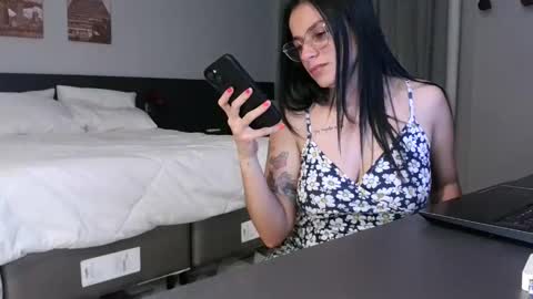 Ms Mia  Owner Of  Your Mind online show from 12/10/24, 02:48