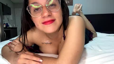 Ms Mia  Owner Of  Your Mind online show from 12/21/24, 03:25
