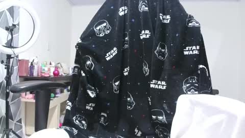 Ms Mia  Owner Of  Your Mind online show from 12/20/25, 04:19