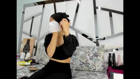 Snapshot of miaharper0 chatting on 05/19/26, 03:46 miaharper0 online show from 05/19/26, 03:46