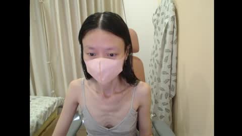 miahchan68 online show from 07/28/26, 09:04