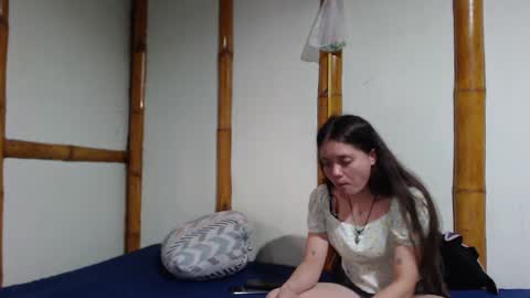 Mia  Sam online show from 03/12/25, 09:45