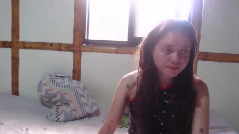 Mia  Sam online show from 09/11/25, 04:40