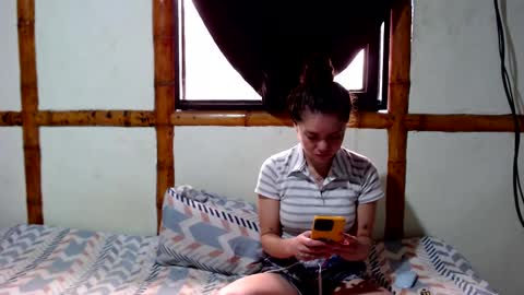 Mia  Sam online show from 11/29/25, 03:04