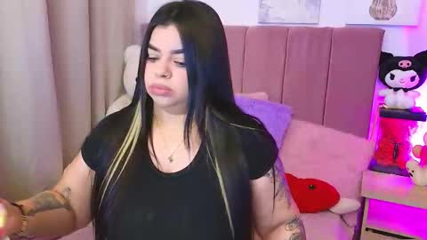 Snapshot of miahjoness chatting on 10/13/25, 01:38 Miah Joness online show from 10/13/25, 01:38