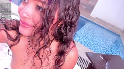 Mia Jonsonn online show from 01/23/25, 04:59