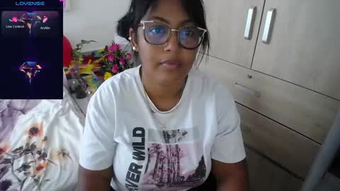 miajoseph_ online show from 02/12/25, 06:51