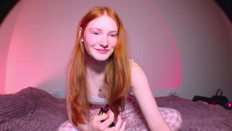 milanaaaa online show from 12/14/24, 09:02