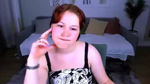 Snapshot of mialacrice chatting on 06/12/26, 06:40 mialacrice online show from 06/12/26, 06:40