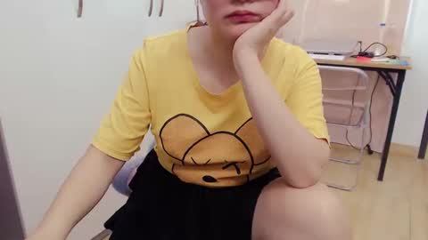 Mia online show from 10/03/25, 03:25