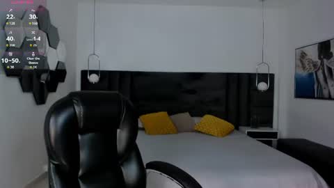 Call me Mia  online show from 06/23/26, 11:08