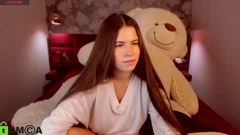Mia online show from 01/05/25, 08:43